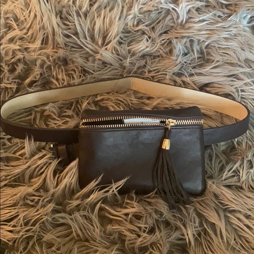 Fanny pack